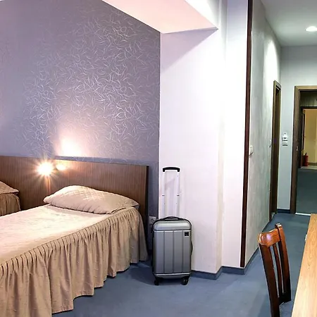 Diter Family 索菲亞