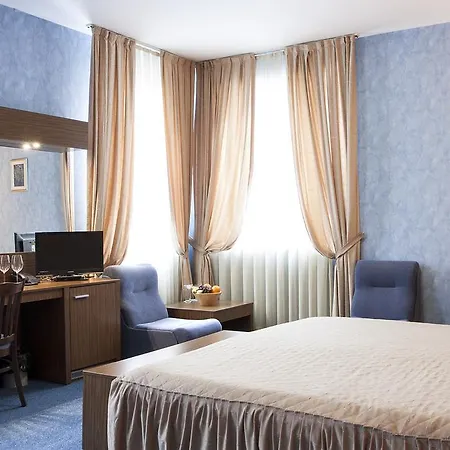 Diter Hotel 3*
