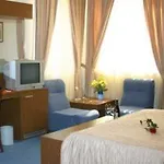 فندق Diter Family 3*