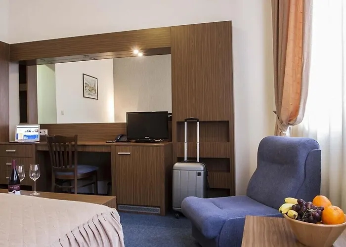 Diter Family Hotel 3*