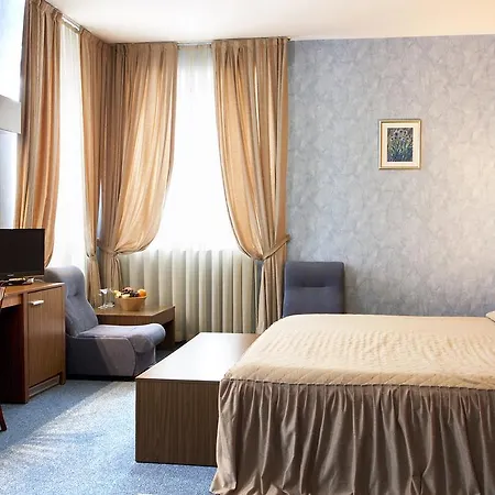 Diter Family Hotel 3*