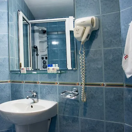 Diter Family Hotel 3*